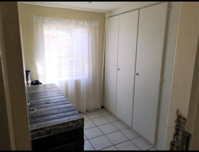 3 BEDROOM FLAT TO LET IN VANDERBIJLPARK SW 5